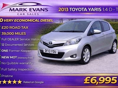 Used Toyota Yaris 90 HP (66 kW) 2013 Silver Hatchback