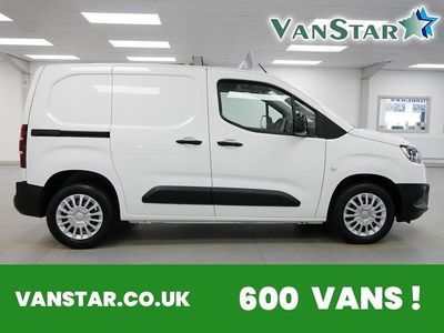 White Used 2022 Toyota Proace Edition MPV | £11,589 (Fair price)