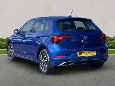 Used VW Polo Life 95 HP (69 kW) 2023 Blue Hatchback