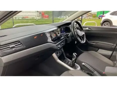 Used VW Polo Life 95 HP (69 kW) 2023 White Hatchback