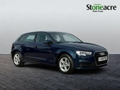 Used Audi A3 Sportback Design 150 HP (110 kW) 2019 Blue Hatchback