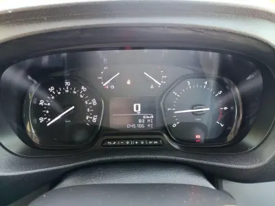 Used Peugeot Expert Premium 142 HP (104 kW) 2022 Grey Van