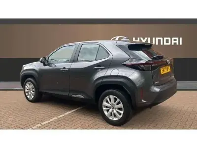 Used Toyota Yaris Cross 116 HP (85 kW) 2024 Grey SUV