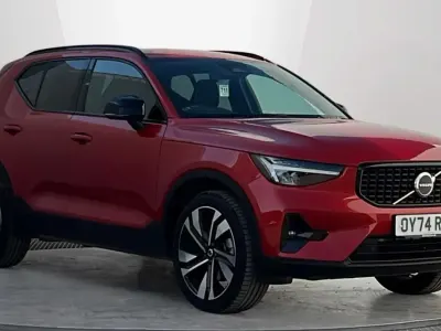 Used Volvo XC40 Plus 163 HP (119 kW) 2024 Red SUV