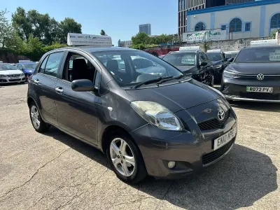 Used Toyota Yaris 2010 Grey Hatchback