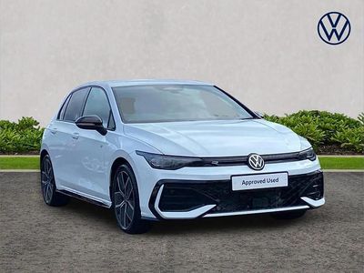 New VW Golf VIII Black Edition 147 HP (108 kW) 2026 White Hatchback