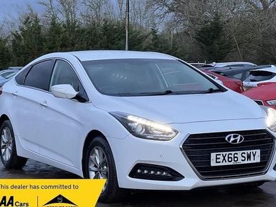 Used Hyundai i40 SE 115 HP (84 kW) 2016 White Sedan