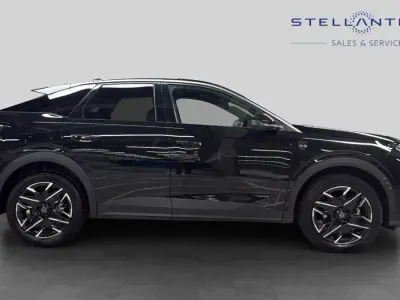 Used Peugeot 3008 GT 134 HP (98 kW) 2024 Black SUV