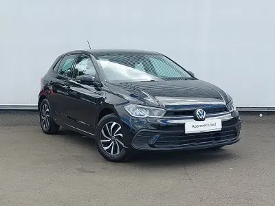 Used VW Polo Life 80 HP (58 kW) 2024 Black Hatchback