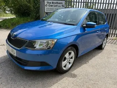 Used Skoda Fabia SE 60 HP (44 kW) 2015 Blue Hatchback