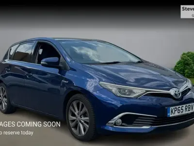 Used Toyota Auris Hybrid