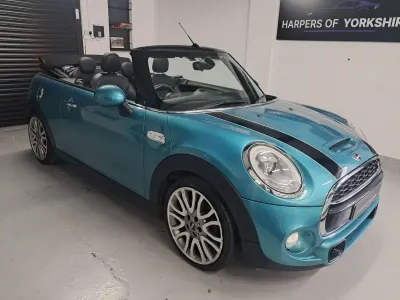 Używany Mini Cooper S Cabriolet 2017 Turkusowy Kabriolet
