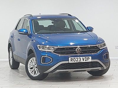 Used VW T-Roc Life 150 HP (110 kW) 2023 Blue SUV