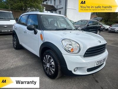 Begagnad Mini ONE 98 HK (72 kW) 2011 Vit Halvkombi