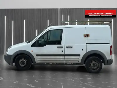 Used Ford Transit Connect 75 HP (55 kW) 2007 White MPV