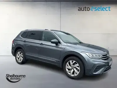 Used VW Tiguan Allspace Life 150 HP (110 kW) 2024 Grey SUV