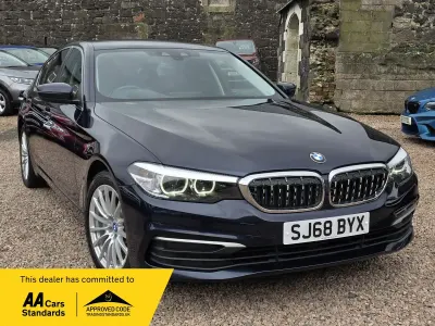 Usado BMW 530e Comfort Edition 252 HP (185 kW) 2018 Azul Sedan