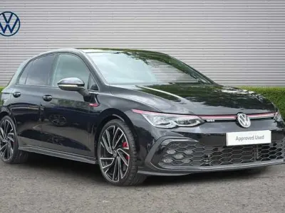 Second-hand VW Golf VIII GTI 245 CP (180 kW) 2023