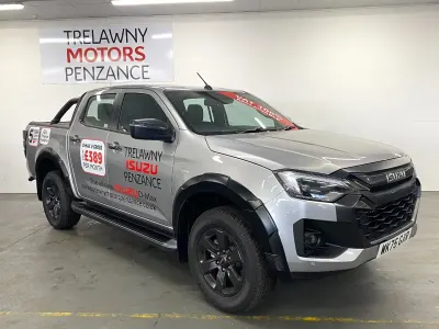 New Isuzu D-Max 2025 Silver Pickup