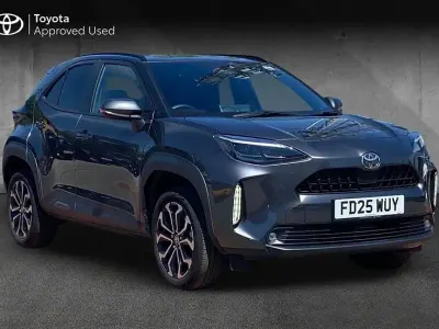 Used Toyota Yaris Cross Design 116 HP (85 kW) 2025 Grey SUV