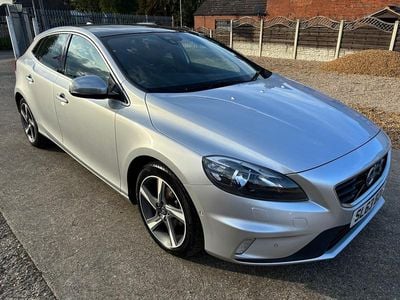 Silver Used 2013 Volvo V40 R-Design Estate | £6,495 (Fair price)