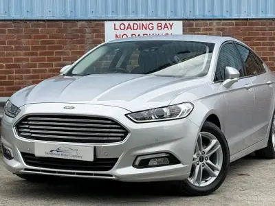 Używany Ford Mondeo Zetec 150 KM (110 kW) 2015 Hatchback