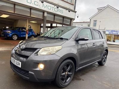 Used Toyota Urban Cruiser 100 HP (73 kW) 2009 Grey Hatchback