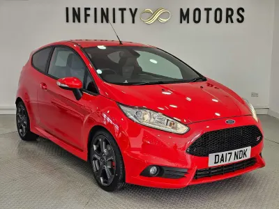 Used Ford Fiesta ST 182 HP (133 kW) 2017 Red Hatchback