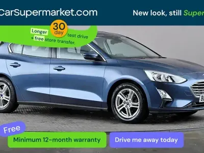 Usado Ford Focus Zetec 101 HP (74 kW) 2020 Citadino