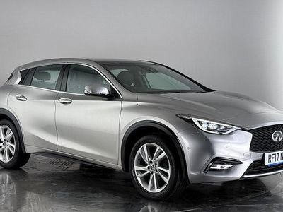 Infiniti Q30