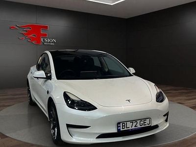 White Used 2022 Tesla Model 3 RWD Sedan | £17,000 (Good price)