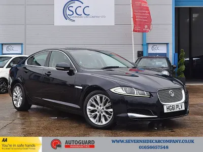 Used Jaguar XF SE 190 HP (139 kW) 2011 Blue Sedan