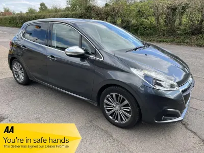 Used Peugeot 208 Allure 2015 Grey Hatchback