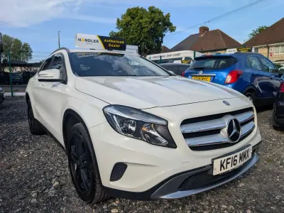 Begagnad Mercedes GLA200