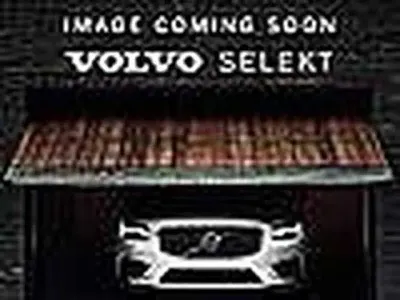 Usado Volvo XC40 Plus 163 CV (119 kW) 2023 Blanco SUV