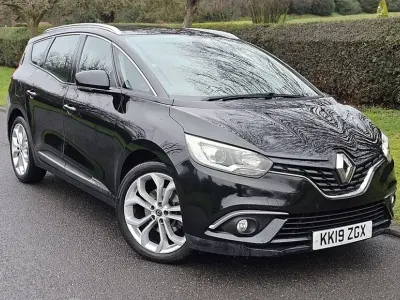 Usado Renault Grand Scénic IV Iconic 140 HP (102 kW) 2019 Preto Monovolume
