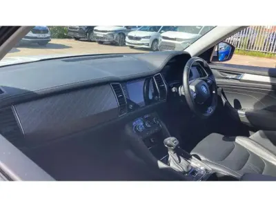 Used Skoda Kodiaq SE L Executive 150 HP (110 kW) 2023 White SUV