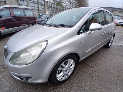 Silver Used 2007 Vauxhall Corsa Hatchback | £995 (Fair price)