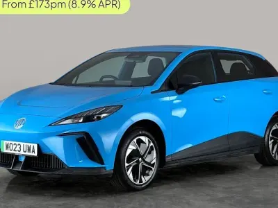 Used MG MG4 EV SE 125 kW (170 HP) 2023 Blue Hatchback