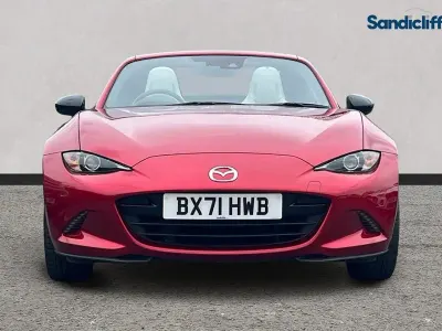 Używany Mazda MX5 Inclusive 184 KM (135 kW) 2021 Czerwony Kabriolet