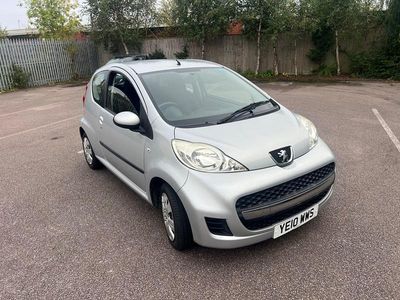 Used Peugeot 107 68 HP (50 kW) 2010 Silver Hatchback