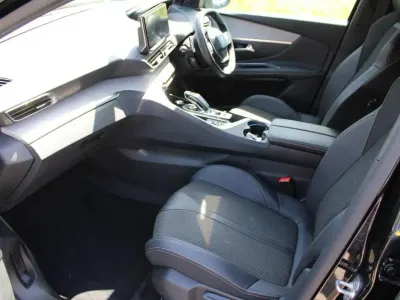 Used Peugeot 3008 GT 129 HP (94 kW) 2023 Black SUV