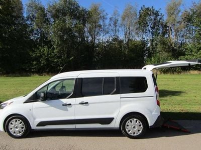 White Used 2018 Ford Grand Tourneo Connect Zetec MPV | £14,495 (Fair price)