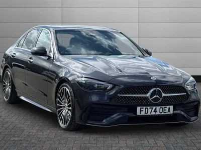 Käytetty Mercedes C220 AMG Line Premium Plus 200 HP (147 kW) 2025 Harmaa Sedan