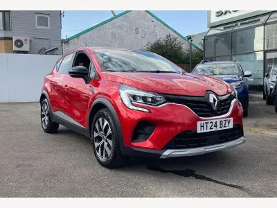 Used Renault Captur Evolution 91 HP (66 kW) 2024 Red  SUV