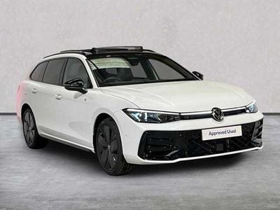 New VW Passat R-line 204 HP (150 kW) 2026 White Estate