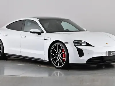 Used Porsche Taycan Performance Package 419 kW (571 HP) 2022 Carerra white Sedan