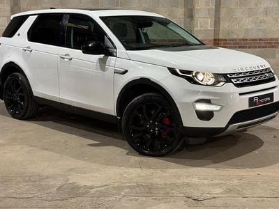White Used 2017 Land Rover Discovery Sport HSE Luxury SUV | £12,990 (Fair price)