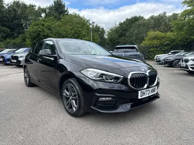 Used BMW 118 Sport Line 134 HP (98 kW) 2023 Black Hatchback