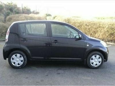 Used Daihatsu Sirion 2010 Hatchback